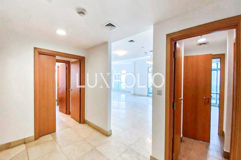 Купить квартиру в Дубай Марине, Дубай: 3 спальни, 245м², № 45461 - фото 12
