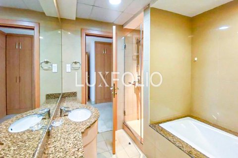 Купить квартиру в Дубай Марине, Дубай: 3 спальни, 245м², № 45461 - фото 16