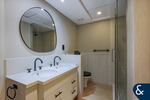 Apartamento en Downtown Dubai (Downtown Burj Dubai), Dubai, 1 dormitorio, 78 m², № 78647 - foto 11