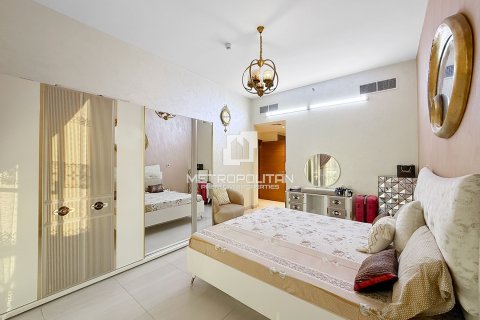 Apartment in Park Gate Residences, Al Kifaf, Dubai 2 bedrooms, 150 sq.m. № 73699 - photo 10