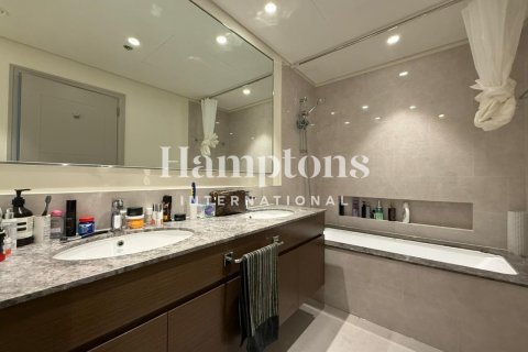 Apartment in Downtown Dubai (Downtown Burj Dubai), Dubai 2 bedrooms, 105.23 sq.m. № 111973