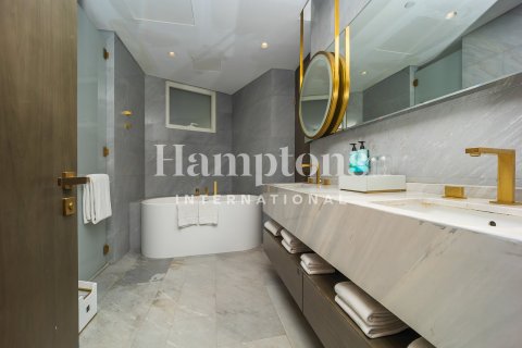 Penthouse in FIVE Palm Jumeirah, Palm Jumeirah, Dubai 4 bedrooms, 545.27000372 sq.m. № 111970 - photo 7