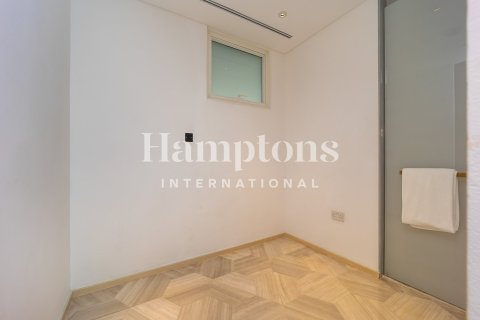 Penthouse in FIVE Palm Jumeirah, Palm Jumeirah, Dubai 4 bedrooms, 545.27000372 sq.m. № 111970 - photo 11