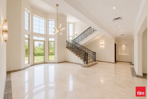 Villa in Jumeirah Islands, Dubai 4 bedrooms, 989.1 sq.m. № 111829