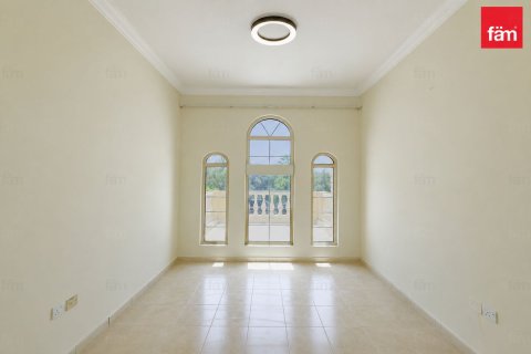 Villa in Jumeirah Islands, Dubai 4 bedrooms, 989.1 sq.m. № 111829 - photo 6