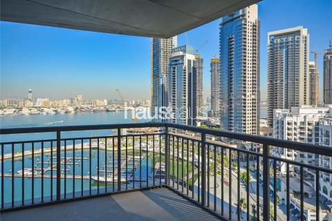 Apartment in Dubai Creek Harbour (The Lagoons), Dubai 3 bedrooms, 214 sq.m. № 45143 - photo 2