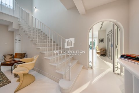 Villa in Fire, Jumeirah Golf Estates, Dubai 5 bedrooms, 881 sq.m. № 73581 - photo 8