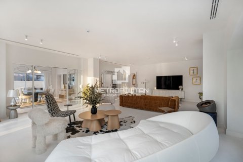 Villa in Fire, Jumeirah Golf Estates, Dubai 5 bedrooms, 881 sq.m. № 73581 - photo 4
