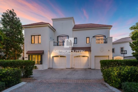 Villa in Fire, Jumeirah Golf Estates, Dubai 5 bedrooms, 881 sq.m. № 73581