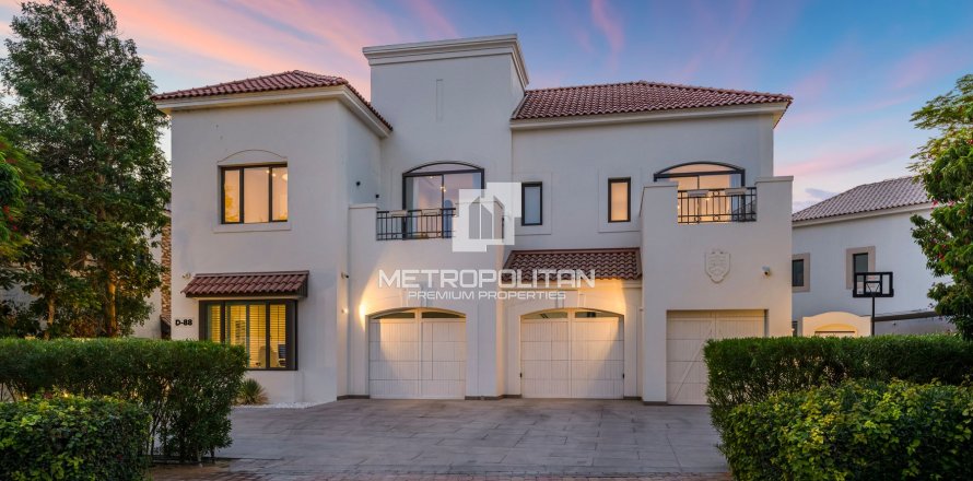 Villa in Fire, Jumeirah Golf Estates, Dubai 5 bedrooms, 881 sq.m. № 73581