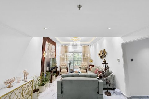 Купить квартиру в Diamond Views, Джумейра Вилладж Серкл, Дубай: 2 спальни, 108м², № 73574 - фото 5