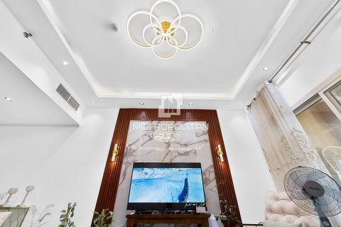 Купить квартиру в Diamond Views, Джумейра Вилладж Серкл, Дубай: 2 спальни, 108м², № 73574 - фото 7