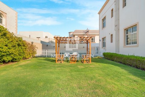 Villa à Al Barsha, Dubai, 5 chambres, 762 m², № 73588 - photo 14