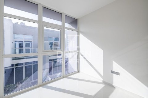 Adosado en Dubai, 3 dormitorios, 114.64 m², № 138677 - foto 9