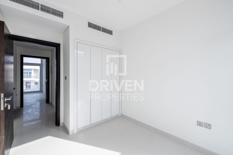 Adosado en Dubai, 3 dormitorios, 114.64 m², № 138677 - foto 4