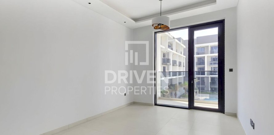 Apartment in District 11, Jumeirah Village Circle, Dubai 2 bedrooms, 112.41 sq.m. № 136859