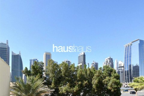 Villa en Meadows, Dubai, 4 dormitorios, 390 m², № 44744 - foto 14