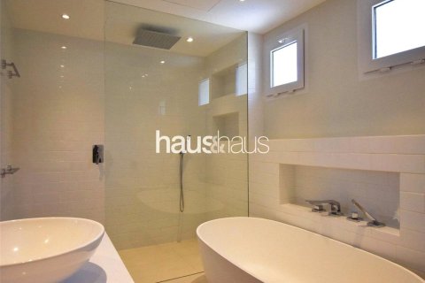 Villa en Meadows, Dubai, 4 dormitorios, 390 m², № 44744 - foto 7