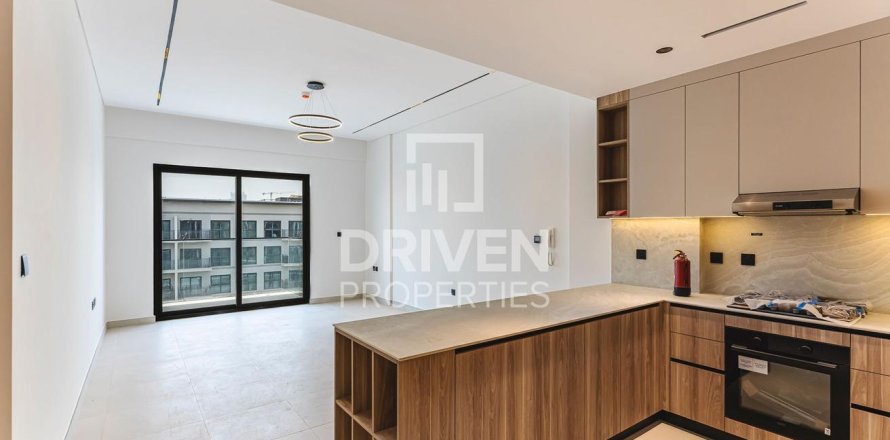 Apartment in Dubai Studio City, Dubai 2 bedrooms, 106.1 sq.m. № 140644