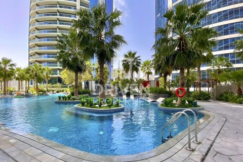 Снять в аренду квартиру в DAMAC Towers by Paramount, Бизнес-Бэй, Дубай: 2 спальни, 128.95м², № 129625 - фото 3