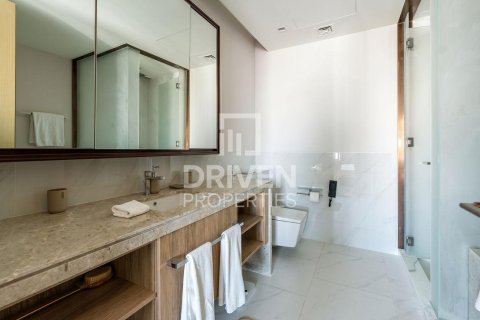 Снять в аренду квартиру в Address Harbour Point, Dubai Creek Harbour (The Lagoons), Дубай: 1 спальня, 73.11м², № 128800 - фото 11