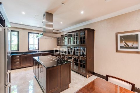 Снять в аренду виллу в The Crescent, Пальма Джумейра, Дубай: 4 спальни, 368.55м², № 128813 - фото 4