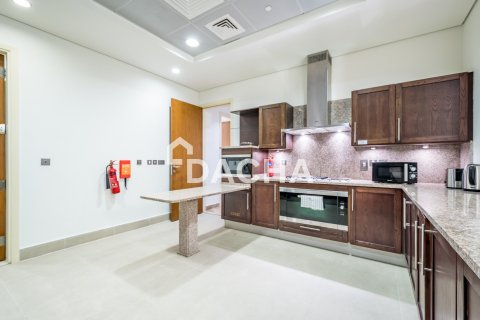 Apartamento en The Crescent, Palm Jumeirah, Dubai, 2 dormitorios, 257 m², № 135301 - foto 25