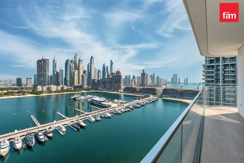 Apartment in Dubai Harbour, Dubai 3 bedrooms, 178.2 sq.m. № 141941