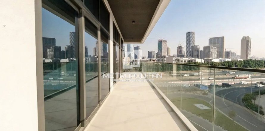 Apartment in Jumeirah Village Triangle, Dubai 3 bedrooms, 183 sq.m. № 73983