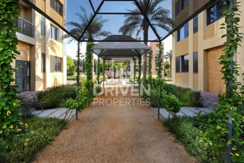 Bâtiment à Dubai Investment Park, Dubai, 1005.68 m², № 140846 - photo 19