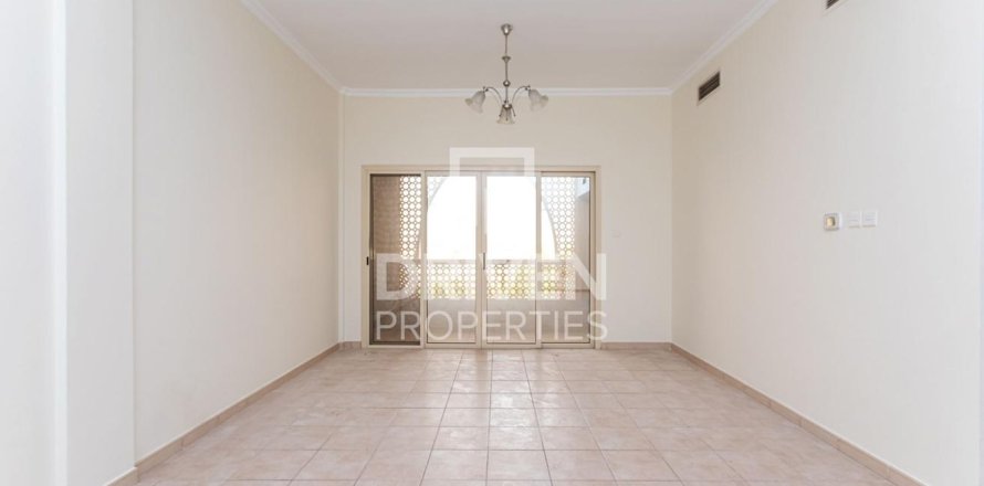 Bâtiment à Dubai Investment Park, Dubai, 1005.68 m², № 140846