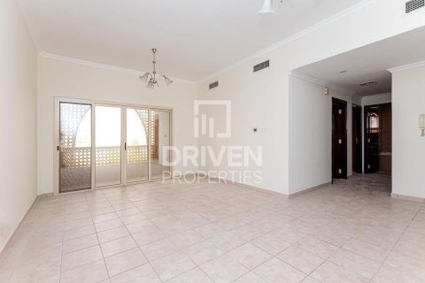 Bâtiment à Dubai Investment Park, Dubai, 1005.68 m², № 140846 - photo 2