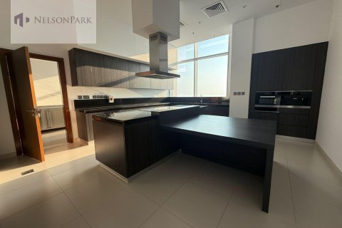 Penthouse in Al Habtoor City, Business Bay, Dubai 8 bedrooms, 1393.5 sq.m. № 9647 - photo 6