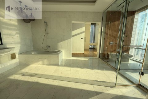 Penthouse in Al Habtoor City, Business Bay, Dubai 8 bedrooms, 1393.5 sq.m. № 9647 - photo 11