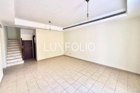 Снять в аренду таунхаус в Al Reem, Арабиан Ранчес, Дубай: 3 спальни, 227м², № 46367 - фото 6