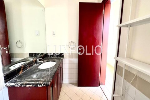 Снять в аренду таунхаус в Al Reem, Арабиан Ранчес, Дубай: 3 спальни, 227м², № 46367 - фото 10