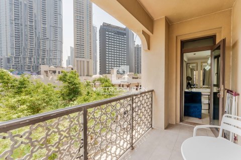 Apartamento en Yansoon, Old Town, Dubai, 2 dormitorios, 141 m², № 72857 - foto 8