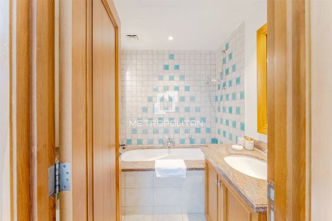 Apartamento en Yansoon, Old Town, Dubai, 2 dormitorios, 141 m², № 72857 - foto 21
