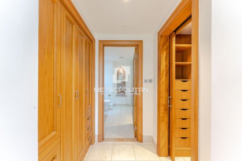 Apartamento en Yansoon, Old Town, Dubai, 2 dormitorios, 141 m², № 72857 - foto 12