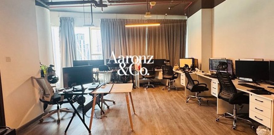 Office in Business Bay, Dubai 61 sq.m. № 111536