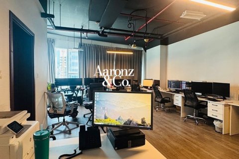 Office in Business Bay, Dubai 61 sq.m. № 111536 - photo 7