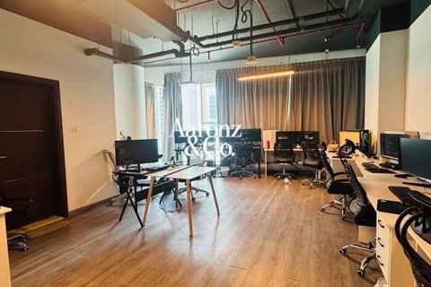 Office in Business Bay, Dubai 61 sq.m. № 111536 - photo 6