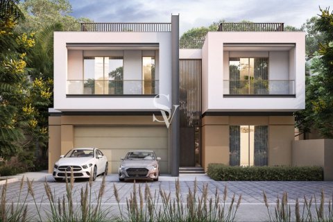 Villa in Dubai Land, Dubai 5 bedrooms, 610 sq.m. № 132828 - photo 17