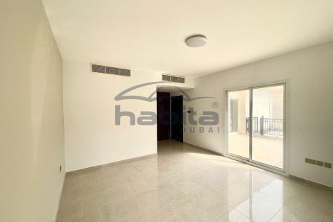 Villa in Jumeirah, Dubai 5 bedrooms, 371.1 sq.m. № 7686 - photo 22
