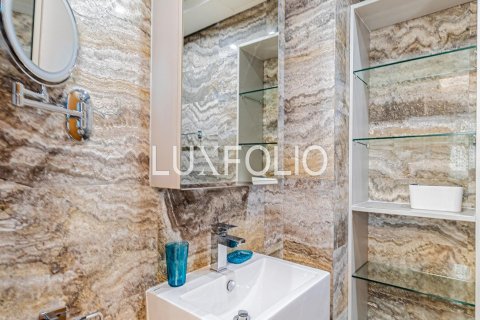 Снять в аренду квартиру в Дубай Марине, Дубай: 2 спальни, 117м², № 46129 - фото 13