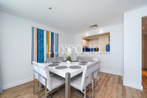 Appartement à Jumeirah Beach Residence, Dubai, 2 chambres, 152 m², № 46138 - photo 2
