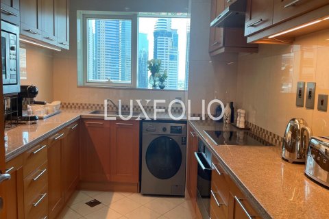Снять в аренду квартиру в Дубай Марине, Дубай: 2 спальни, 169м², № 46128 - фото 8