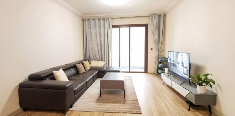 Appartement à Dubai, 2 chambres, 136.9 m², № 135244