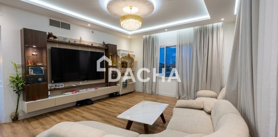 Квартира в District 10, Джумейра Вилладж Серкл, Дубай, 2 спальни, 150м², № 141417