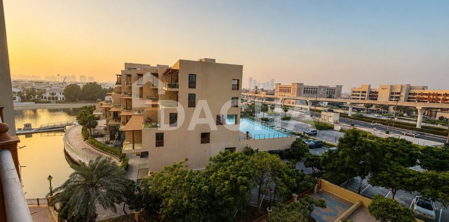 Apartment in Marina Residences, Palm Jumeirah, Dubai 3 bedrooms, 227 sq.m. № 141419